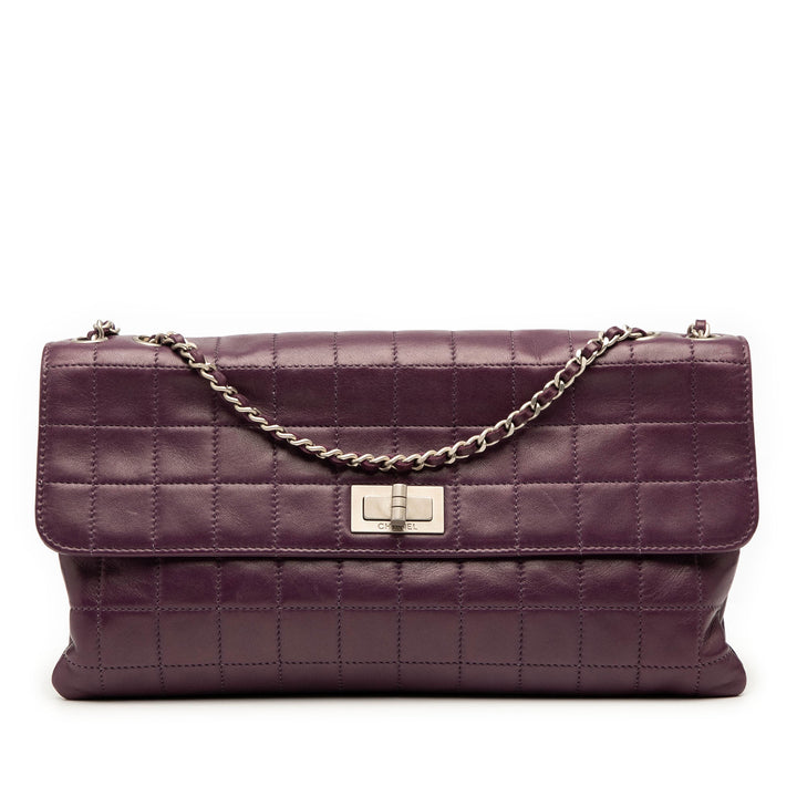 Chanel Reissue 2.55 Chocolate Bar Cuir d’agneau Accordion à rabat