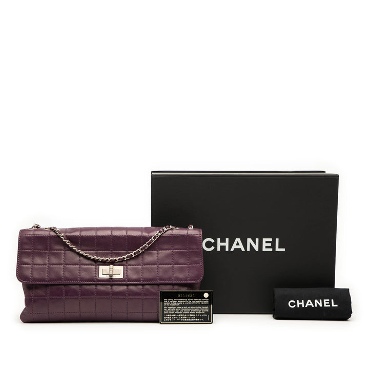 Chanel Reissue 2.55 Chocolate Bar Cuir d’agneau Accordion à rabat