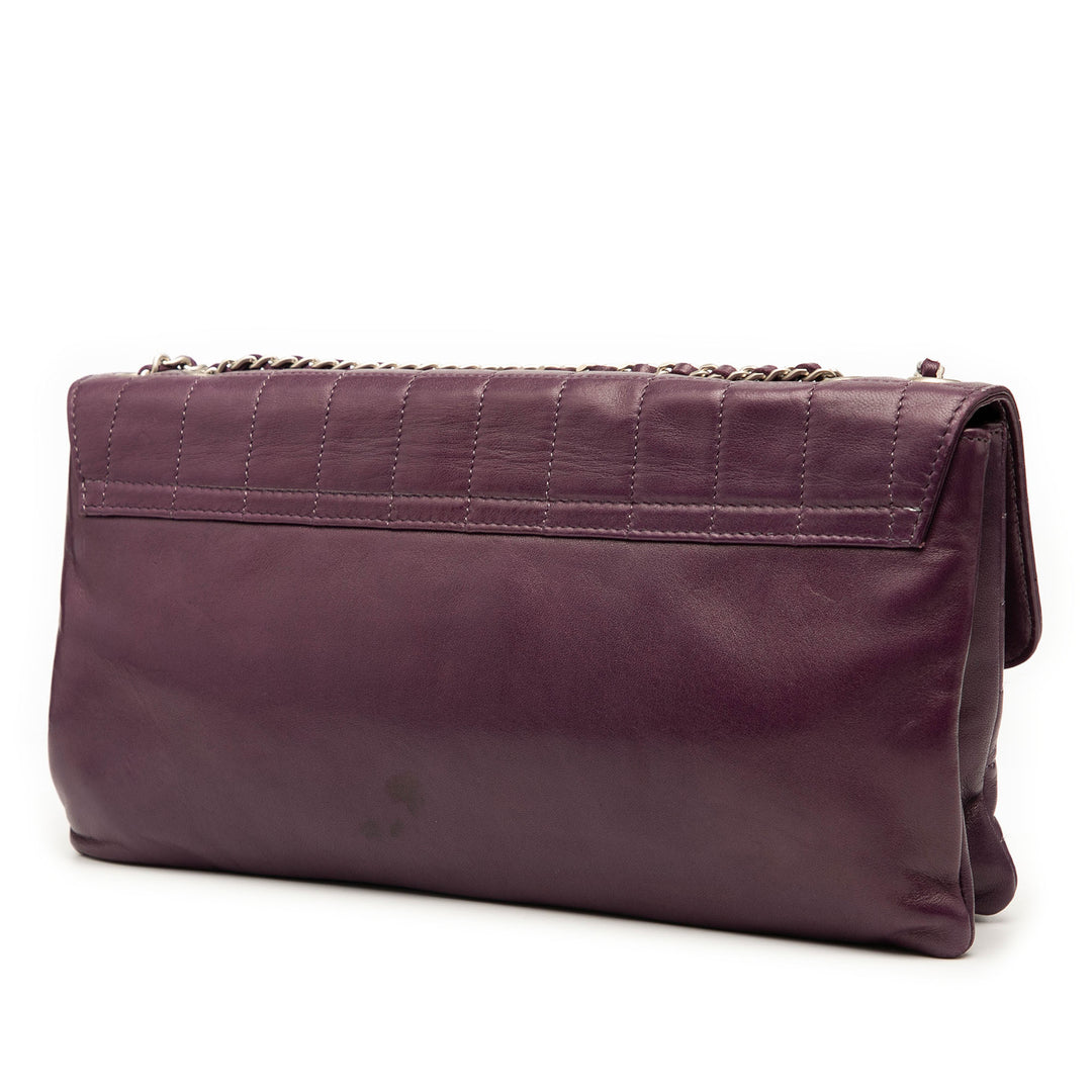 Chanel Reissue 2.55 Chocolate Bar Cuir d’agneau Accordion à rabat