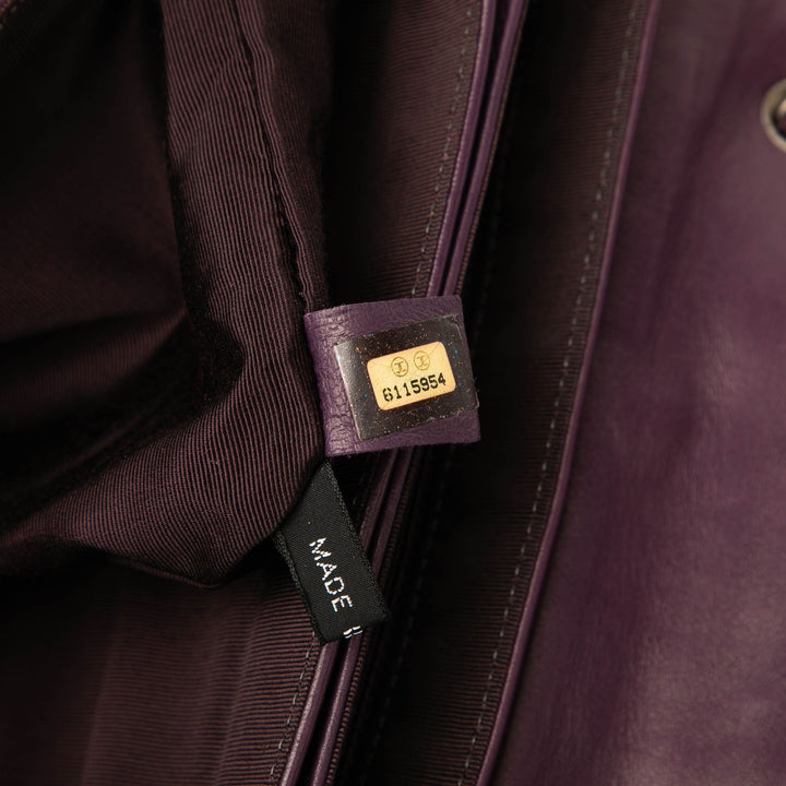 Chanel Reissue 2.55 Chocolate Bar Cuir d’agneau Accordion à rabat