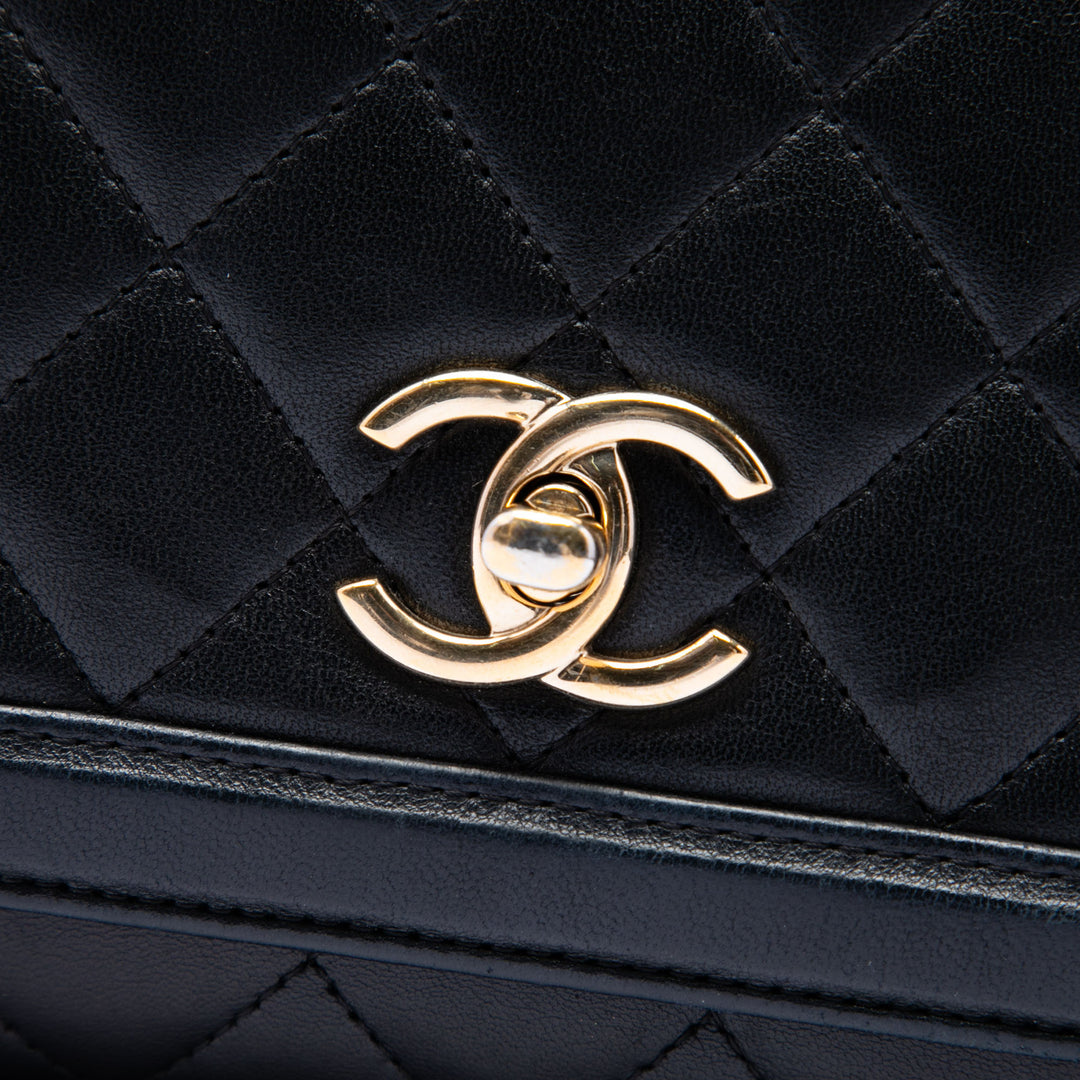 Chanel Matelassé 3 Compartment à rabat Jumbo Cuir d'agneau