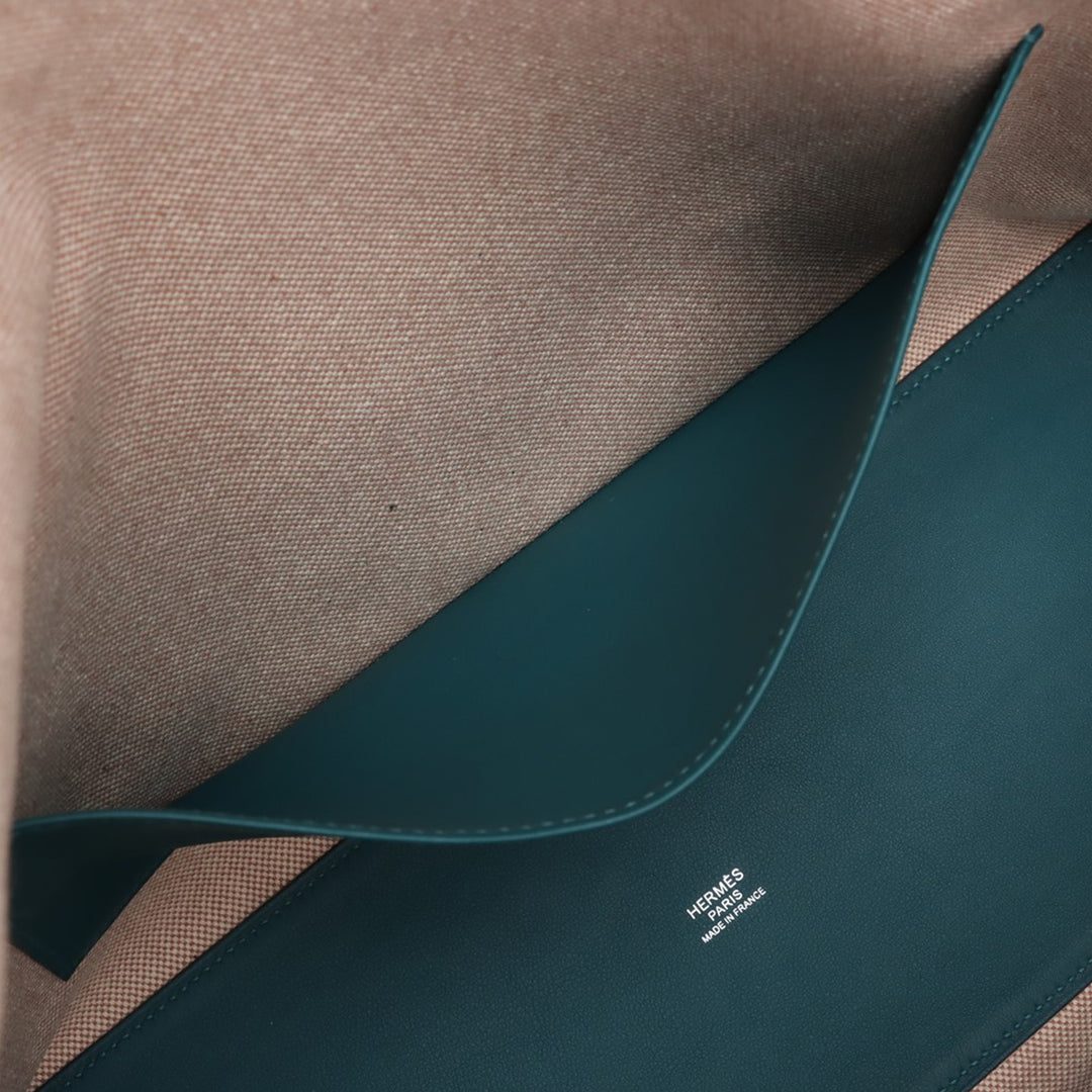 Hermès Toile H et Swift Cabas H en Biais 40