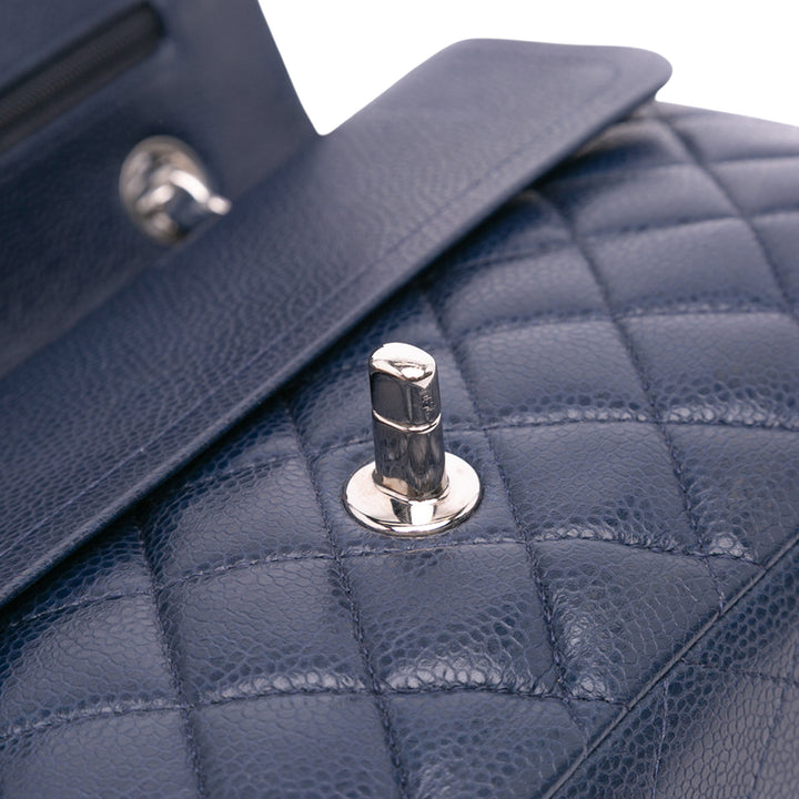 Chanel Medium Classic Caviar Double rabat Bleu