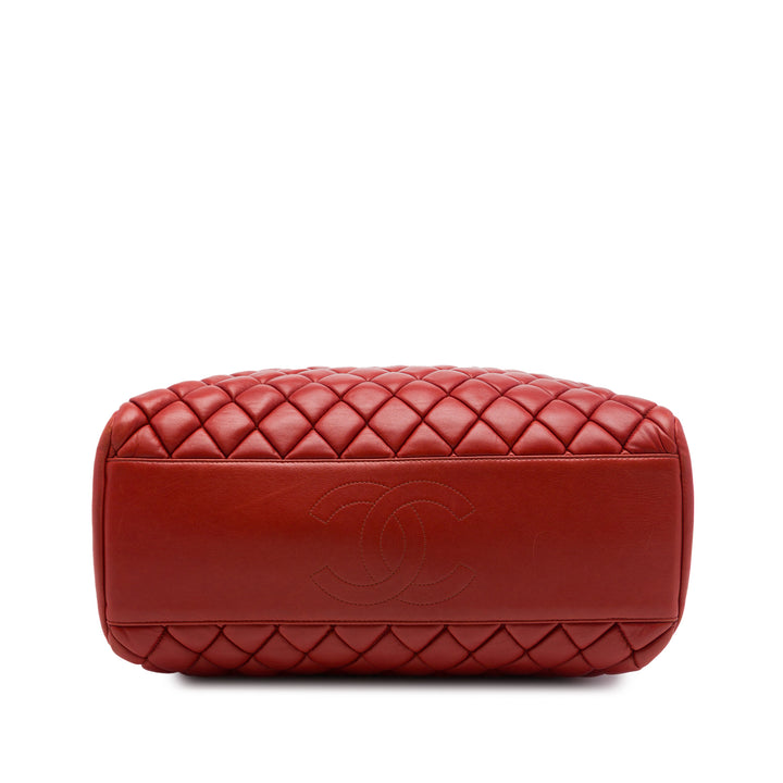 Chanel Cabas Matelassé New Bubble Grand Cuir d'agneau Rouge – vue 3 – GABY PARIS