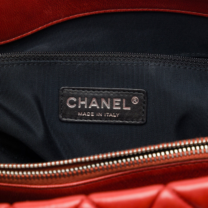 Chanel Cabas Matelassé New Bubble Grand Cuir d'agneau Rouge – vue 5 – GABY PARIS