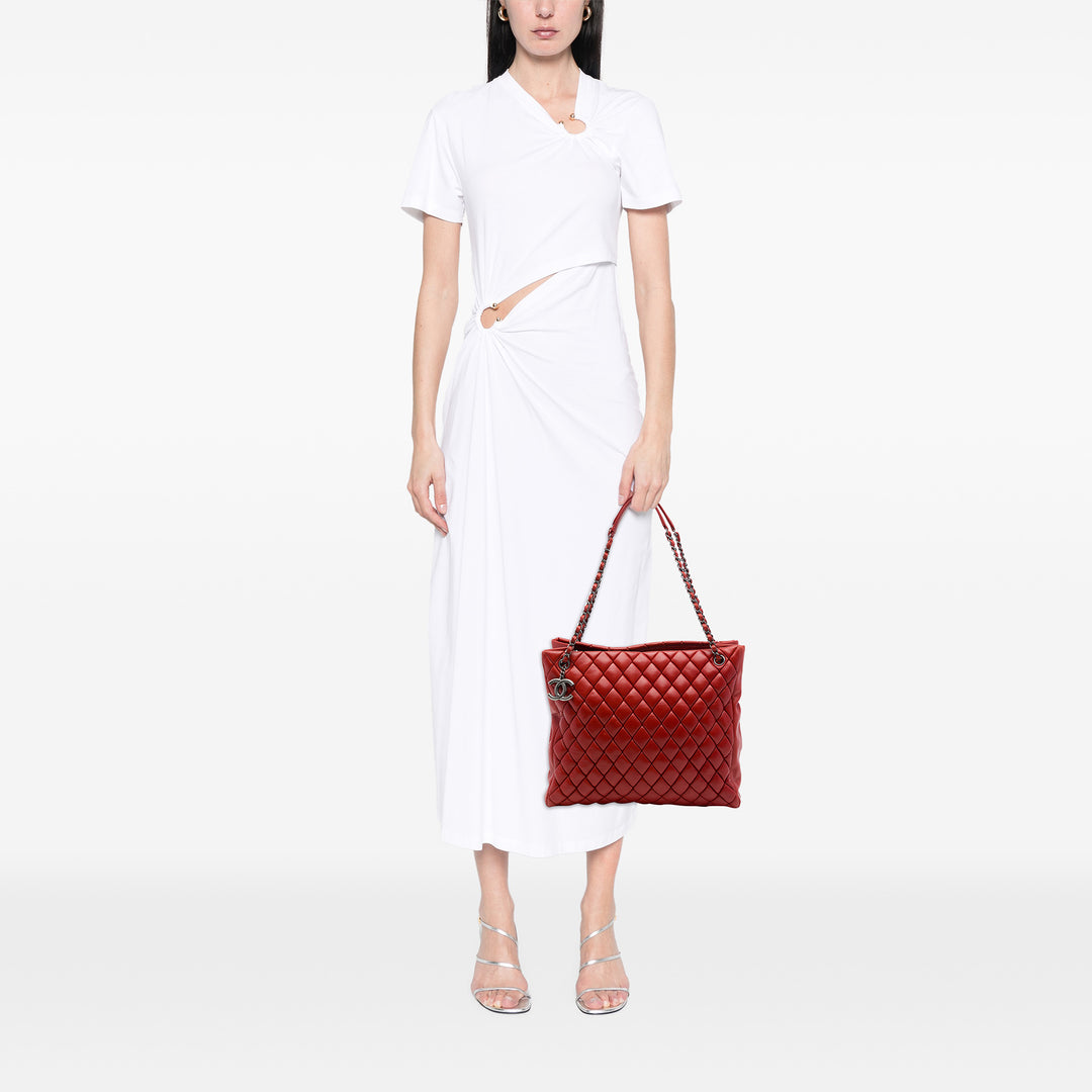 Chanel Cabas Matelassé New Bubble Grand Cuir d'agneau Rouge – vue 6 – GABY PARIS