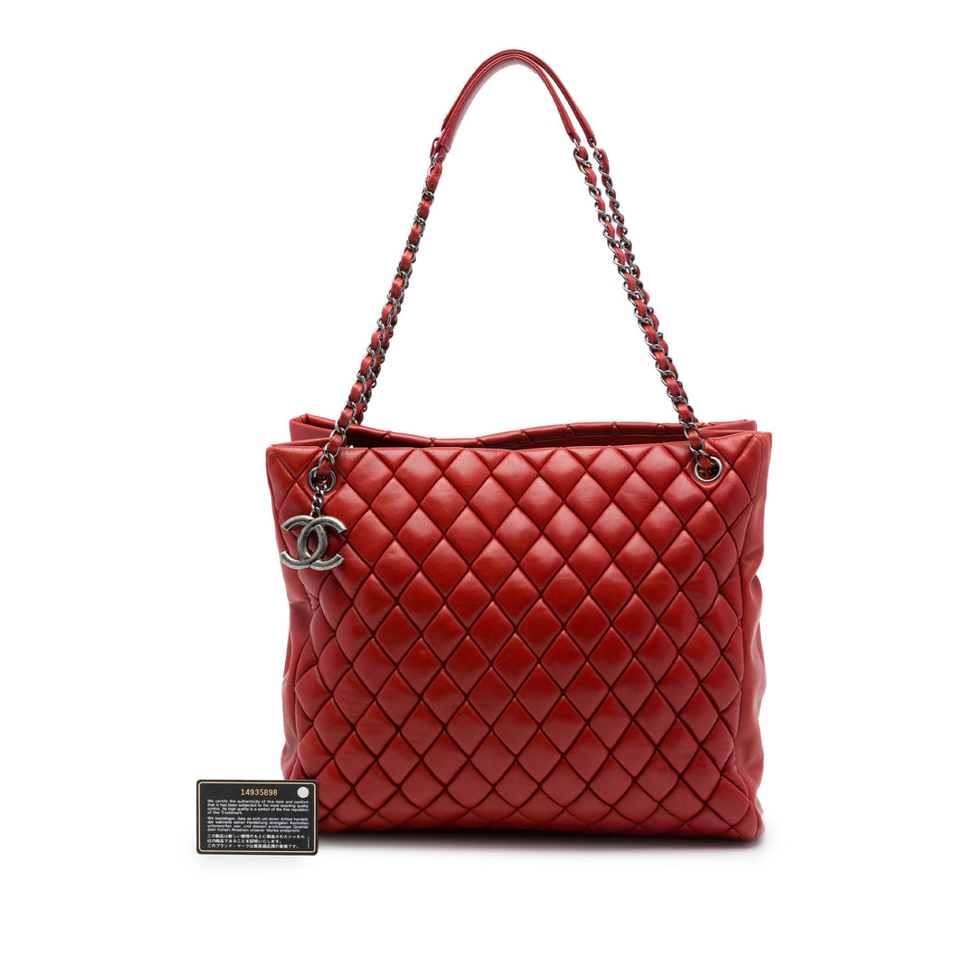 Chanel Cabas Matelassé New Bubble Grand Cuir d'agneau Rouge – vue 7 – GABY PARIS