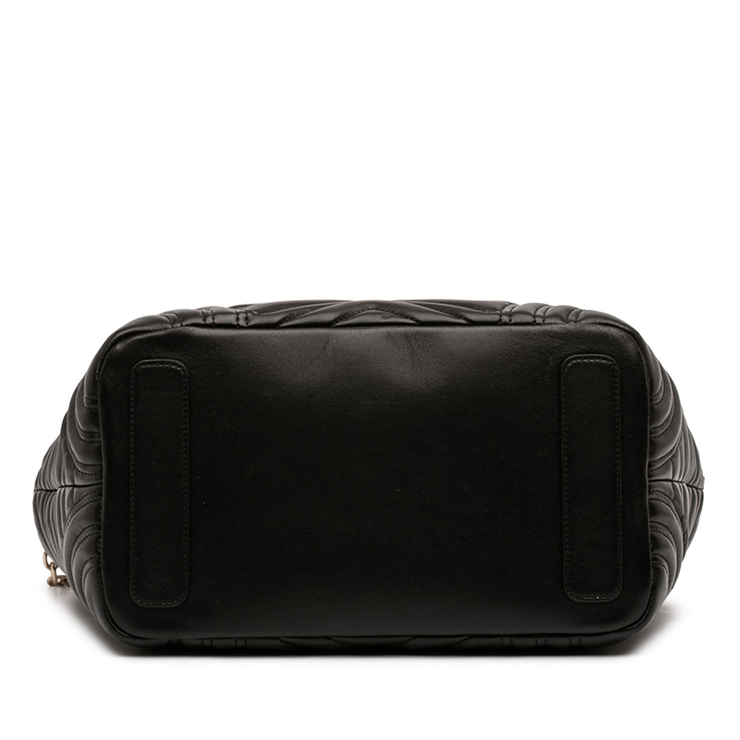 Gucci Medium GG Marmont Matelasse Cuir de veau Betty Cabas