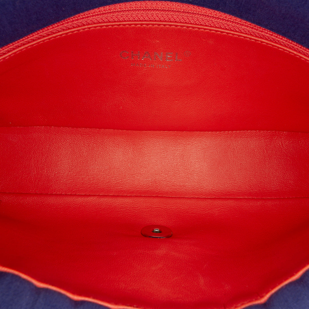 Chanel Medium Vertical Matelassé Jersey Simple rabat