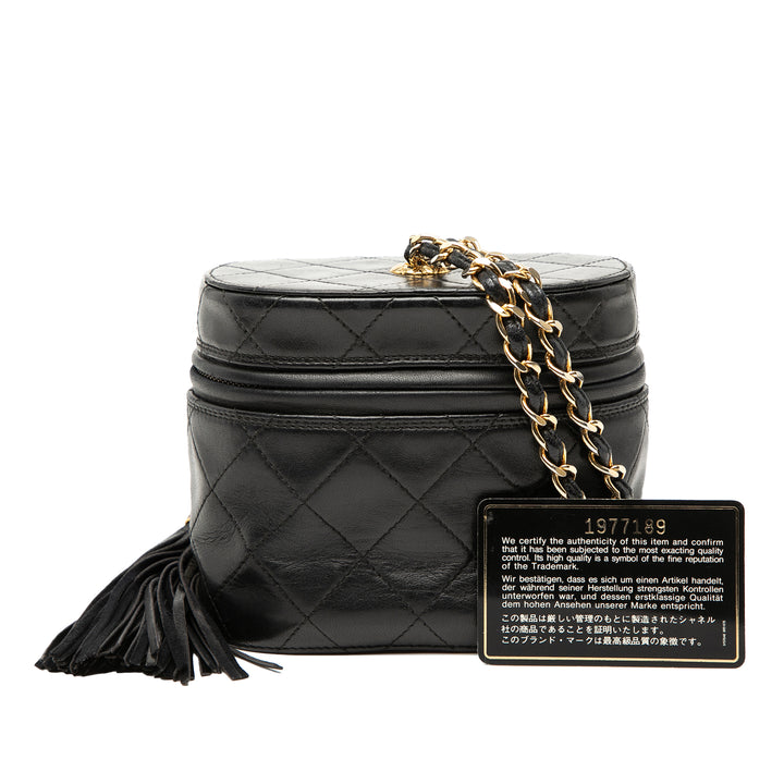 Chanel Matelassé Cuir d’agneau Pompon Vanity avec chaîne