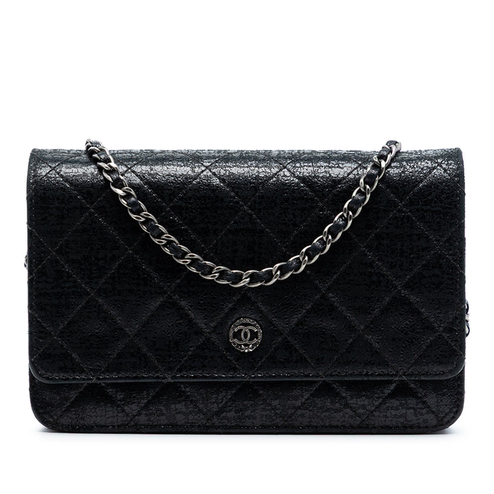 Chanel CC Matelassé froissé Cuir verni Wallet on Chain