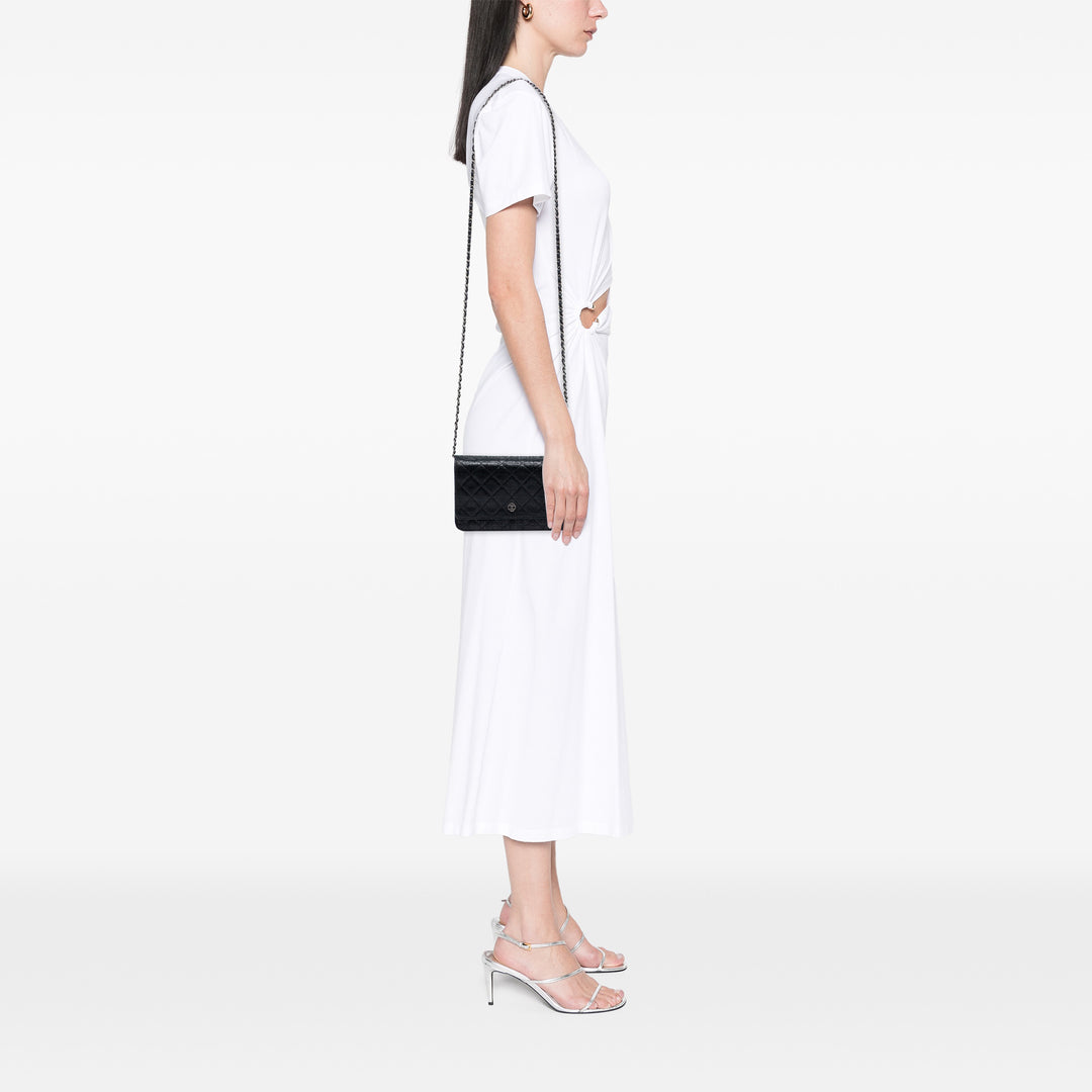 Chanel CC Matelassé froissé Cuir verni Wallet on Chain