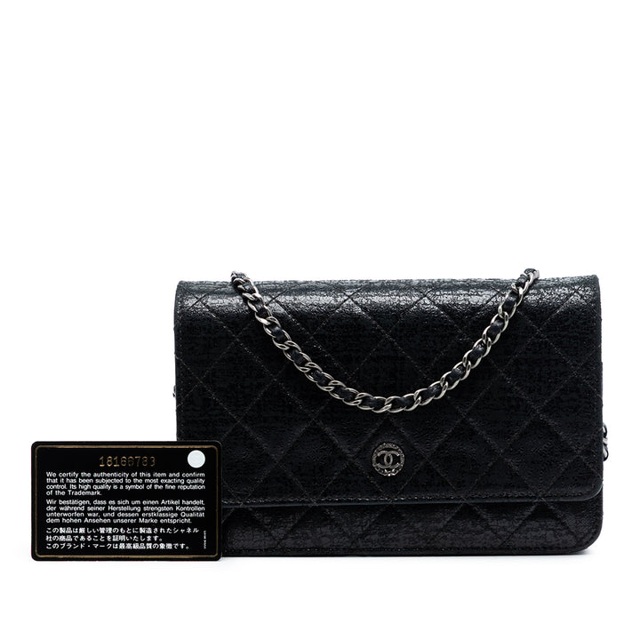 Chanel CC Matelassé froissé Cuir verni Wallet on Chain