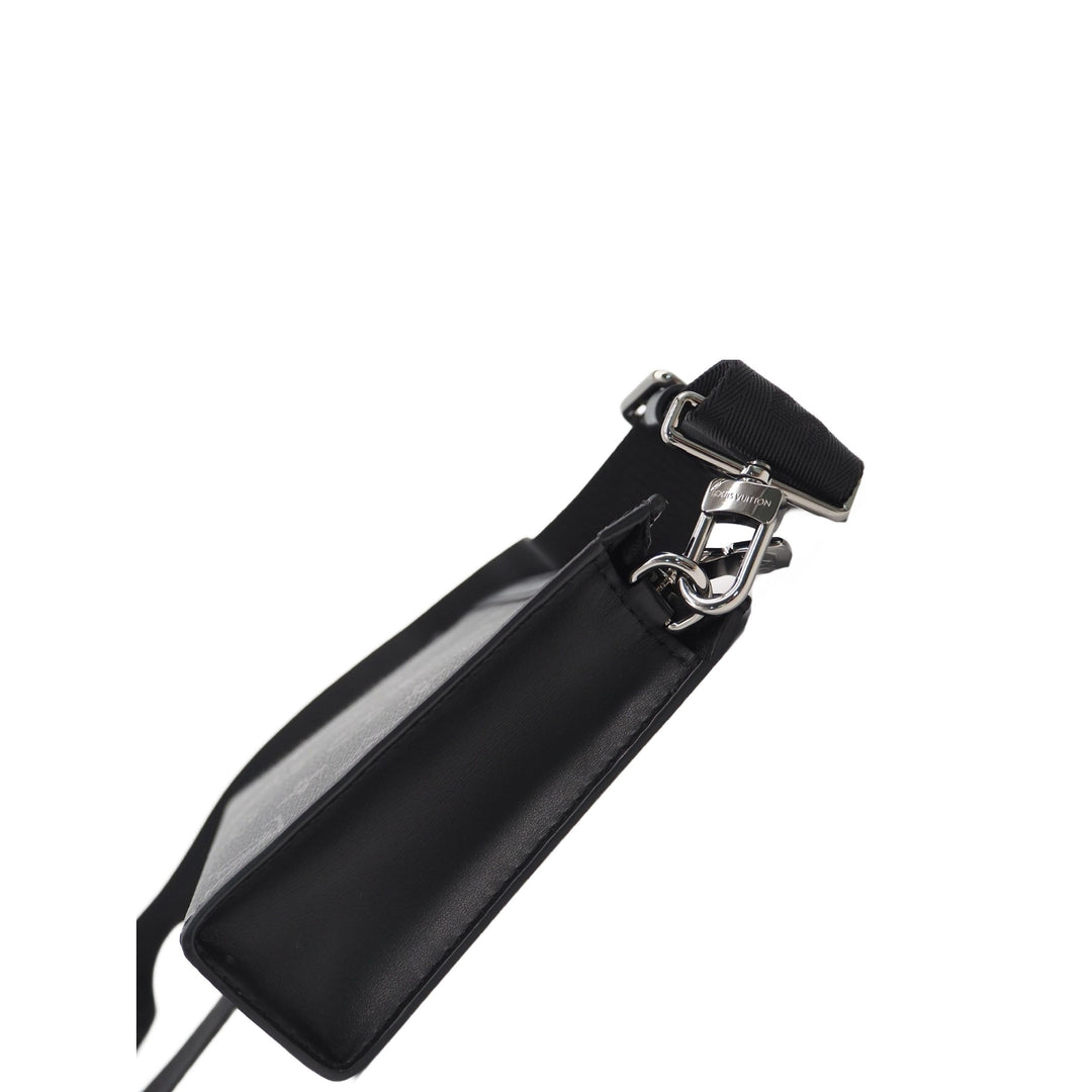 Louis Vuitton Gaston Wearable Portefeuille Monogram Eclipse Noir – vue 12 – GABY PARIS