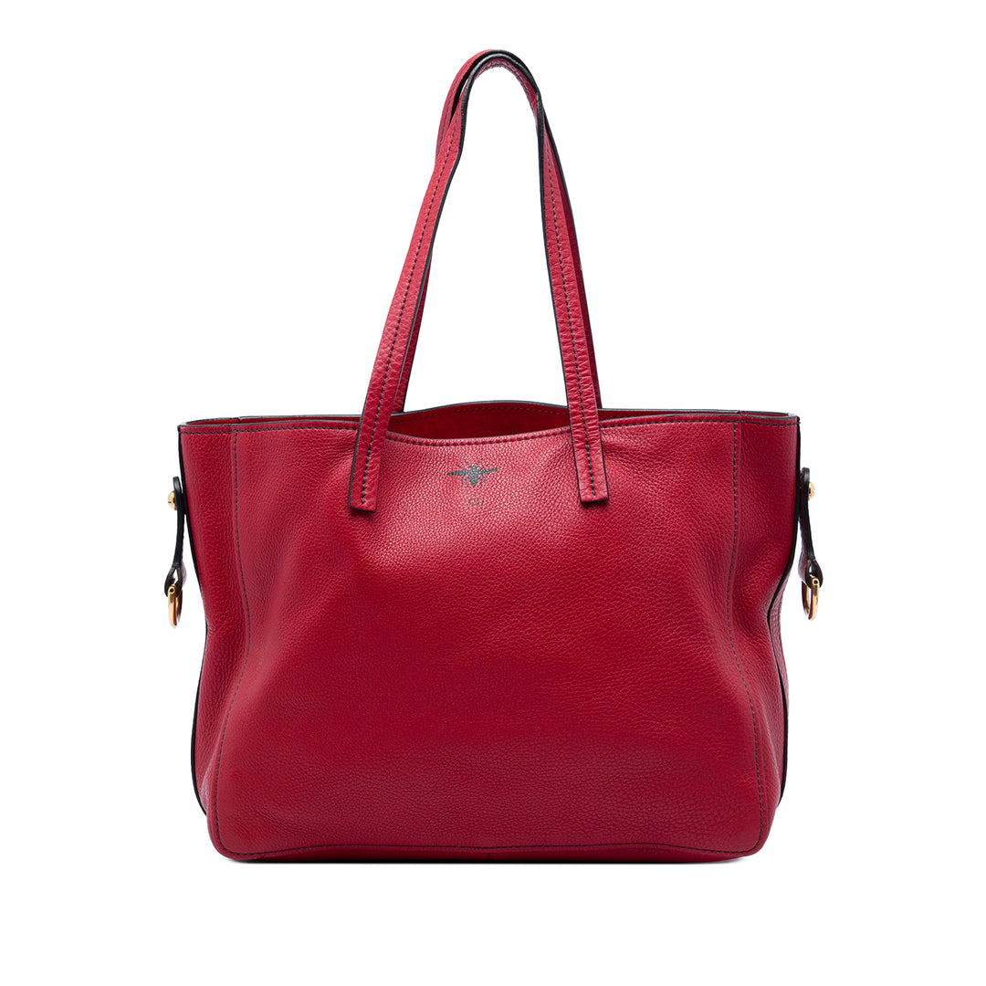 Dior grainé D Bee Cabas Moyen Cuir de veau grainé Rouge – vue principale – GABY PARIS