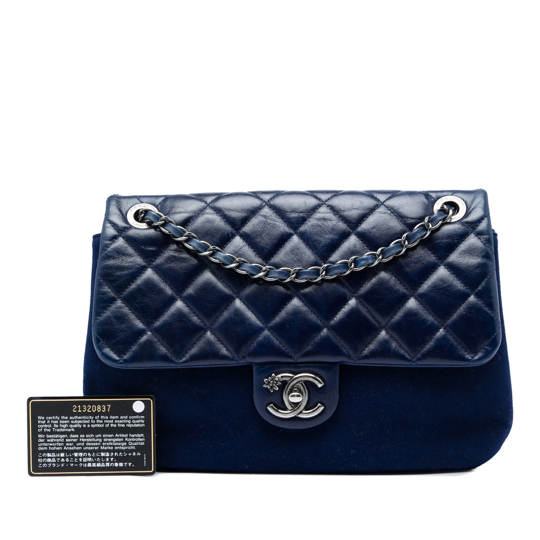 Chanel Sac bandoulière CC Matelassé et Cuir d'agneau Bleu – vue 6 – GABY PARIS