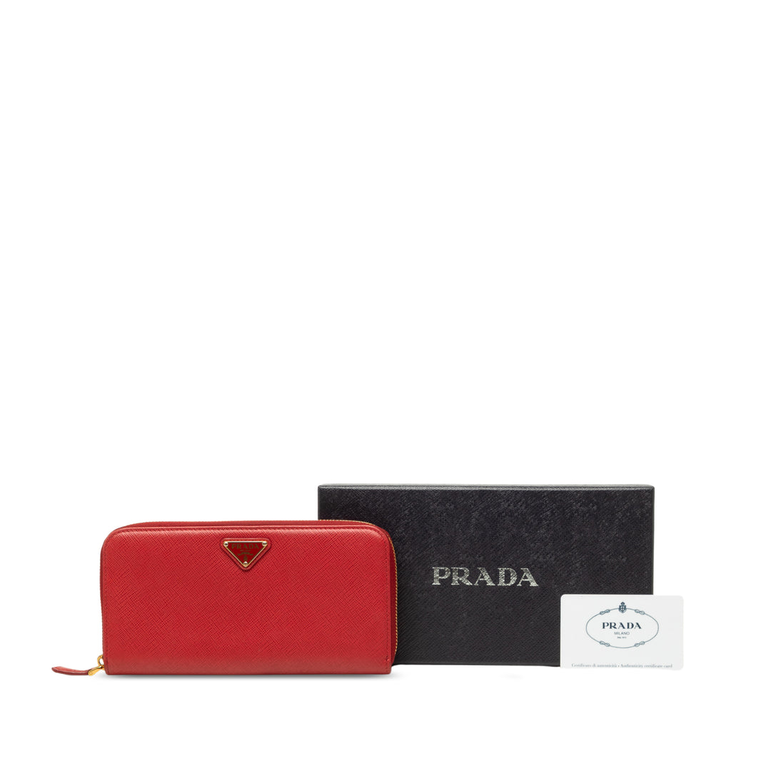 Prada Portefeuille long zippé Saffiano Rouge – vue 7 – GABY PARIS