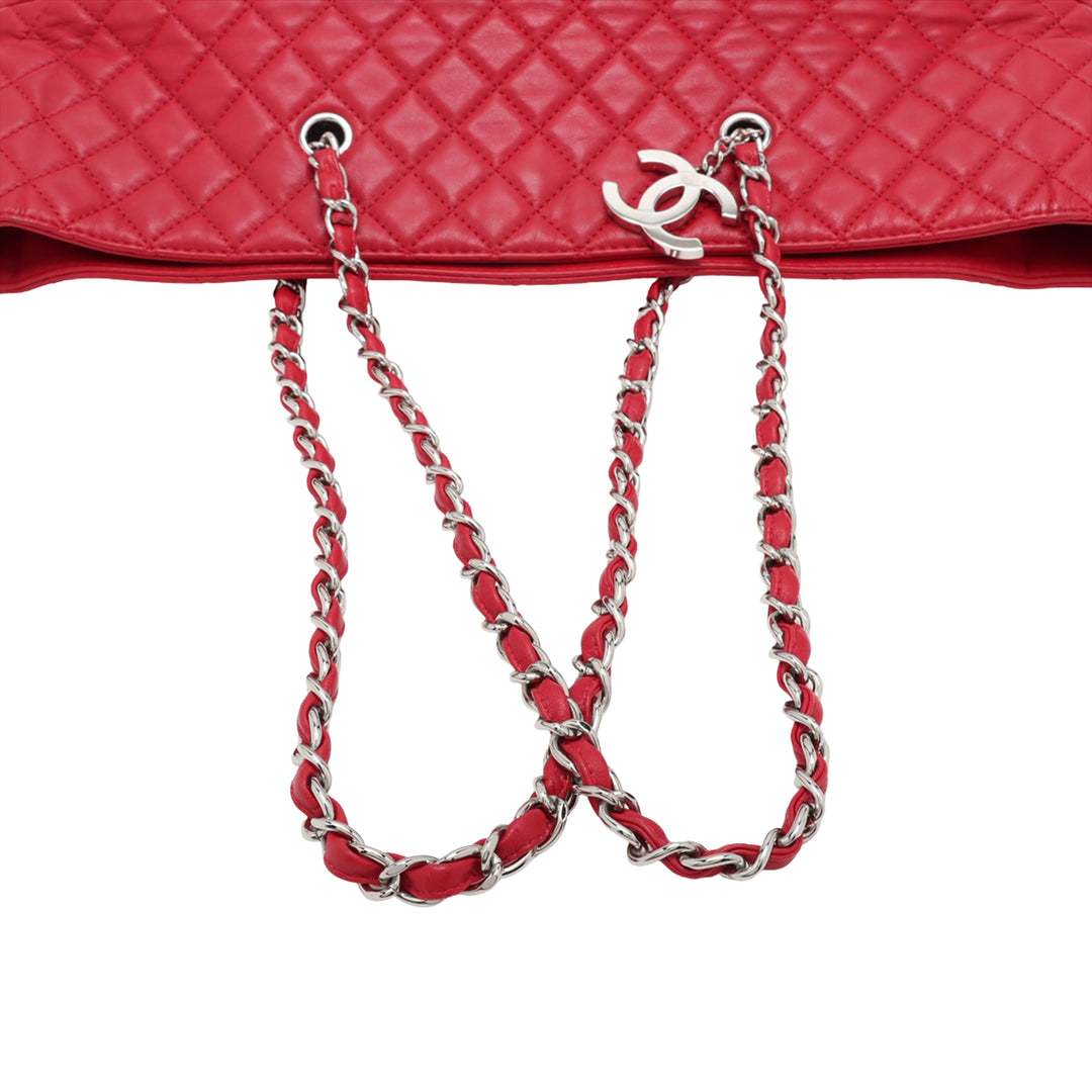 Chanel Large Matelassé Cuir de veau In The Business Cabas