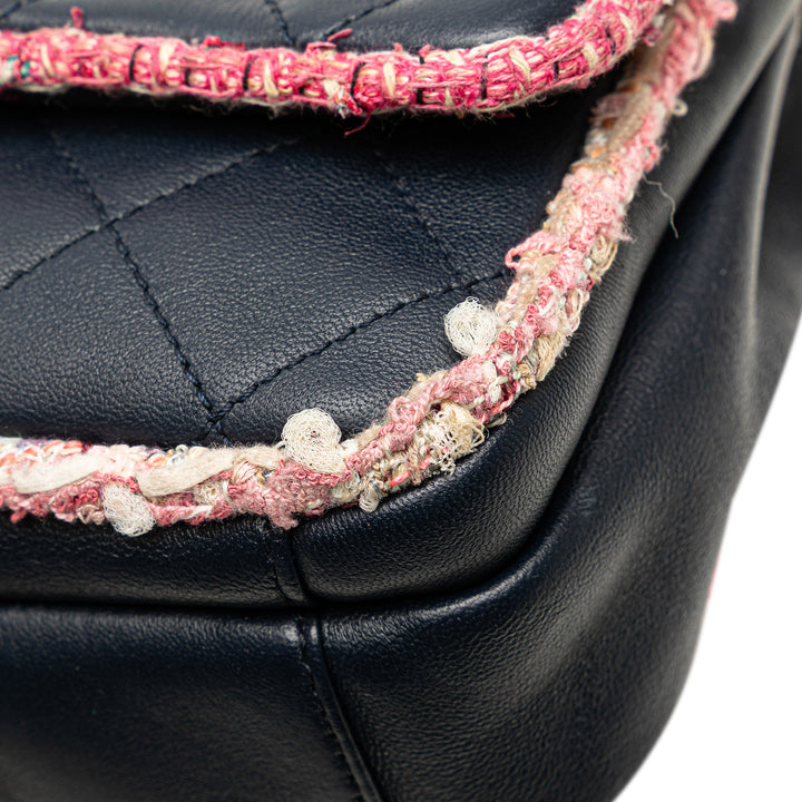 Chanel Quilted Cuir d’agneau and Tweed Elegant Trim Flap Bleu – GABY PARIS Authentique