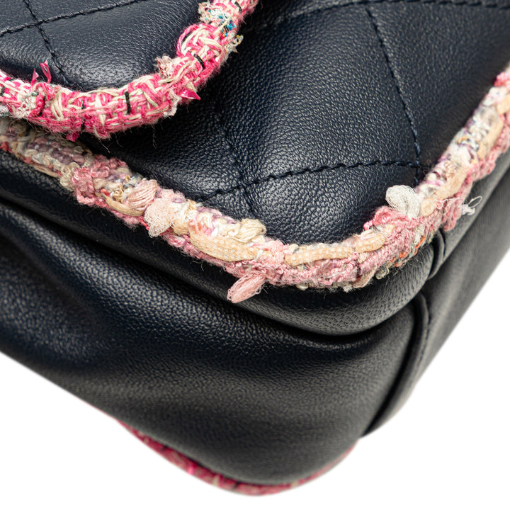 Chanel Quilted Cuir d’agneau and Tweed Elegant Trim Flap Bleu – GABY PARIS Authentique