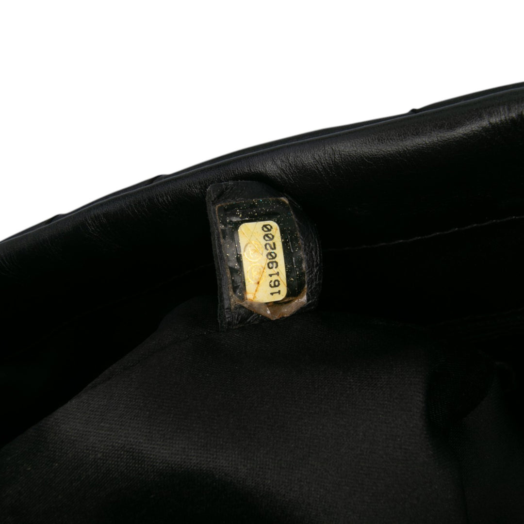 Chanel Large Chevron Cuir de veau Surpique Cabas Noir – GABY PARIS Authentique