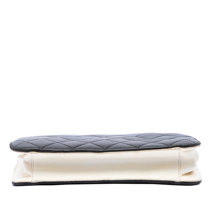 CC Matelassé Pochette avec chaîne Cuir d'agneau Noir