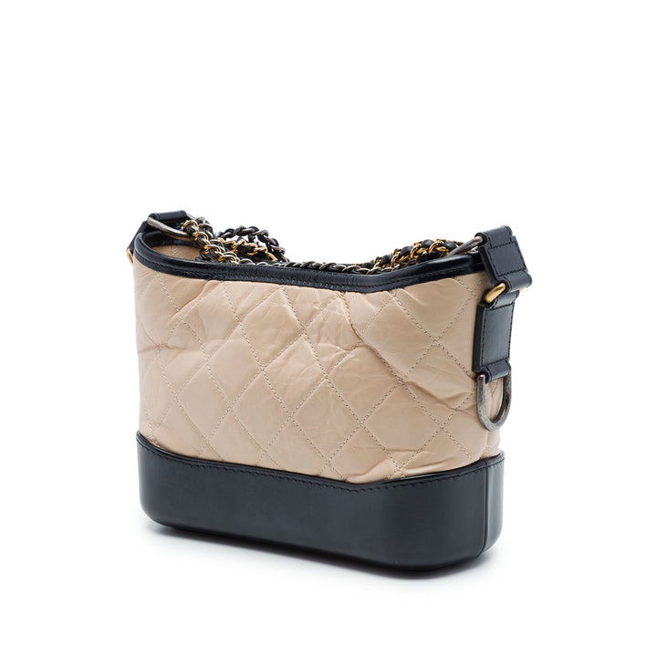 Chanel Small Matelassé vieilli Cuir de veau Gabrielle Hobo