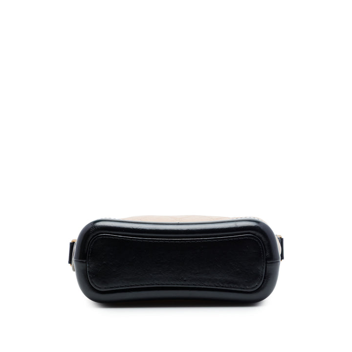 Chanel Small Matelassé vieilli Cuir de veau Gabrielle Hobo