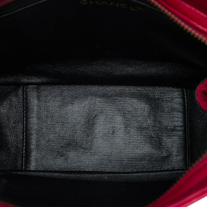 Chanel CC Matelassé Satin Pompon Chain Sac bandoulière