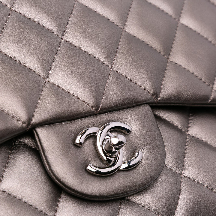 Chanel Jumbo Classic Cuir d’agneau Double rabat