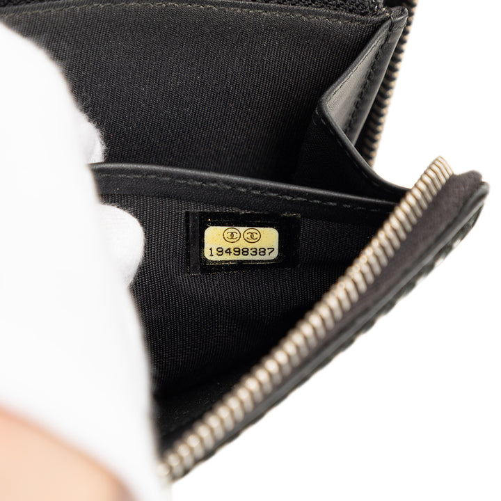 Chanel CC Cuir verni Surpiqué Portefeuille long