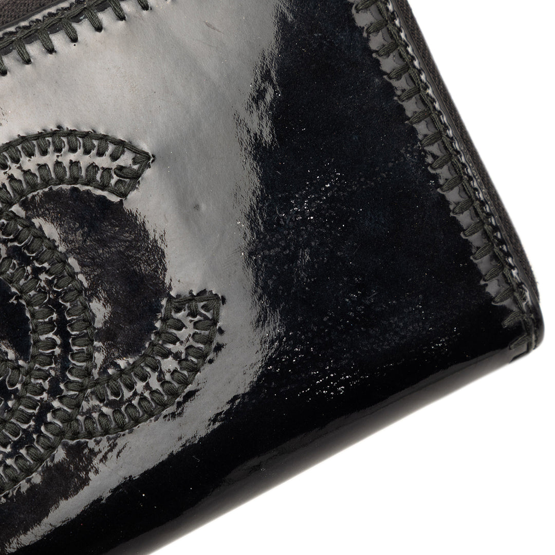 Chanel CC Cuir verni Surpiqué Portefeuille long