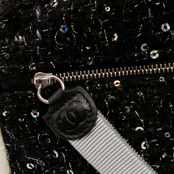 Bicolor Tweed and Nylon Astronaut Essentials Flap Black - Gaby Paris