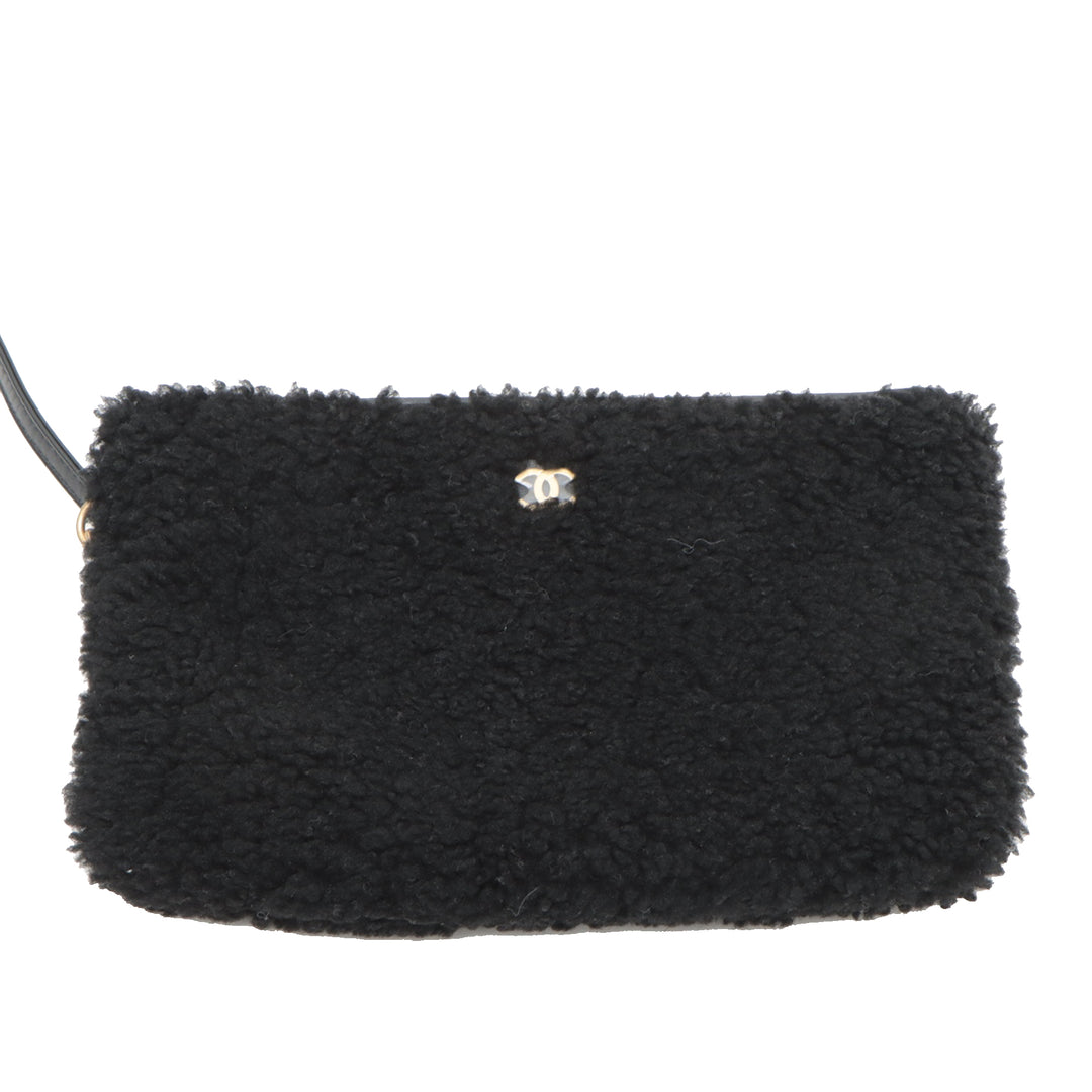 Chanel Small Quilted Aged Cuir d’agneau and Shearling 22 Sac à main Noir