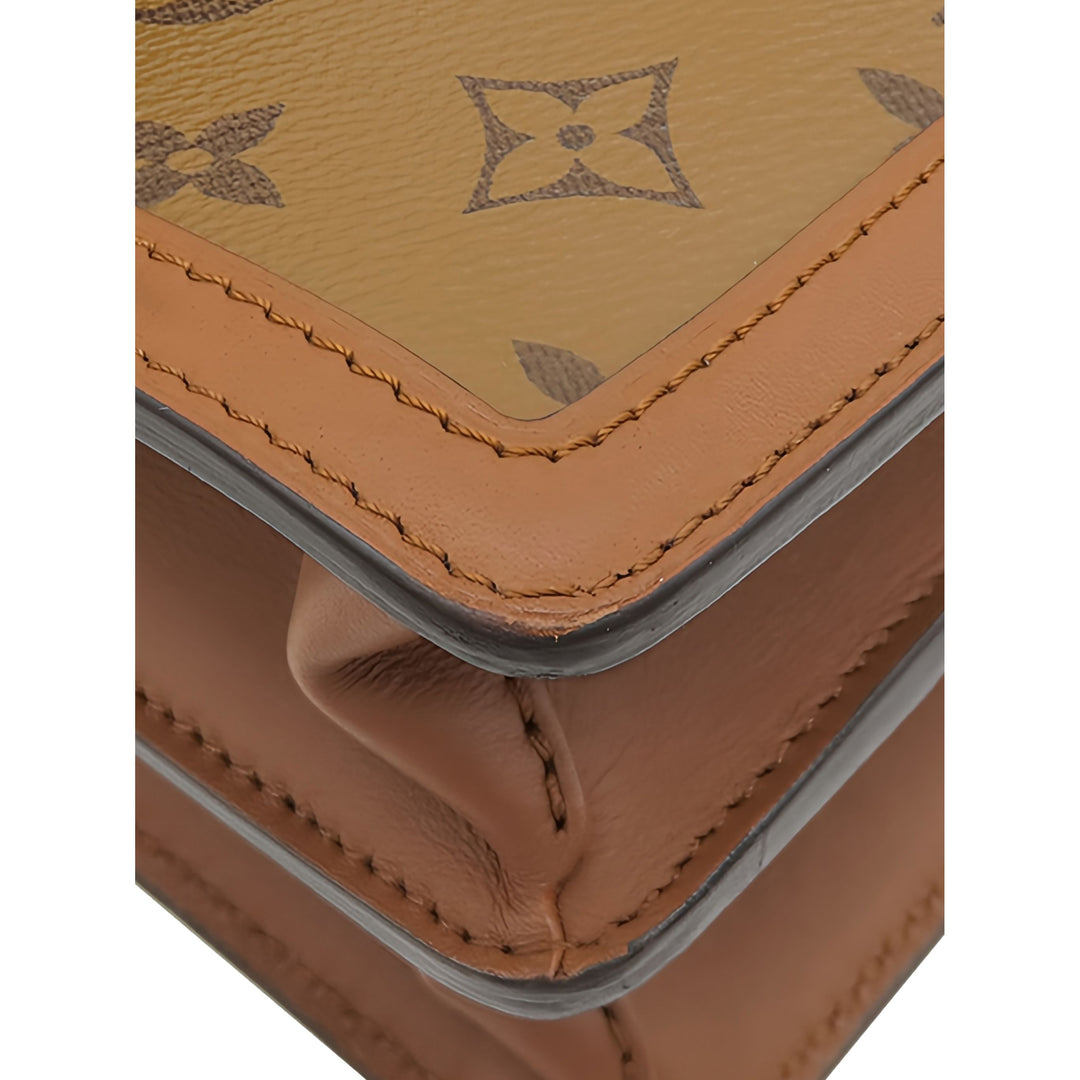 Louis Vuitton Dauphine MM Monogram Reverse Marron – vue 12 – GABY PARIS