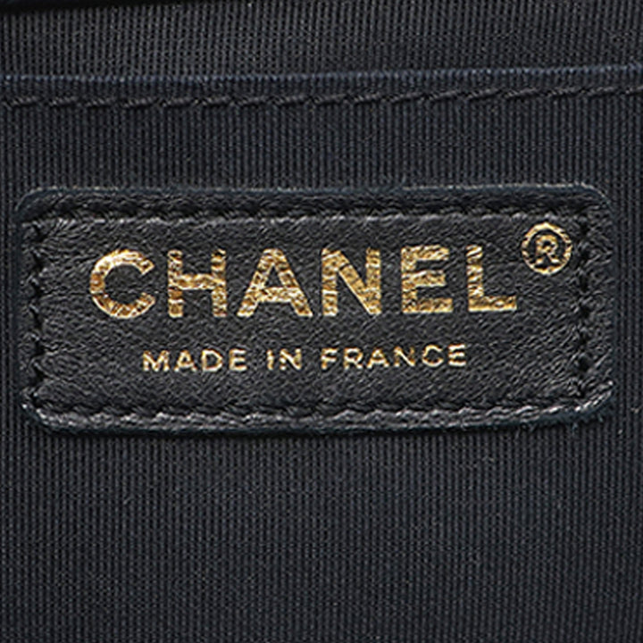 Chanel Old Medium Matelassé Cuir d'agneau Boy à rabat