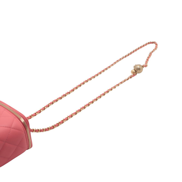 Chanel Mini Quilted Cuir d’agneau Pearl Crush Vanity Étui With Chain Rose