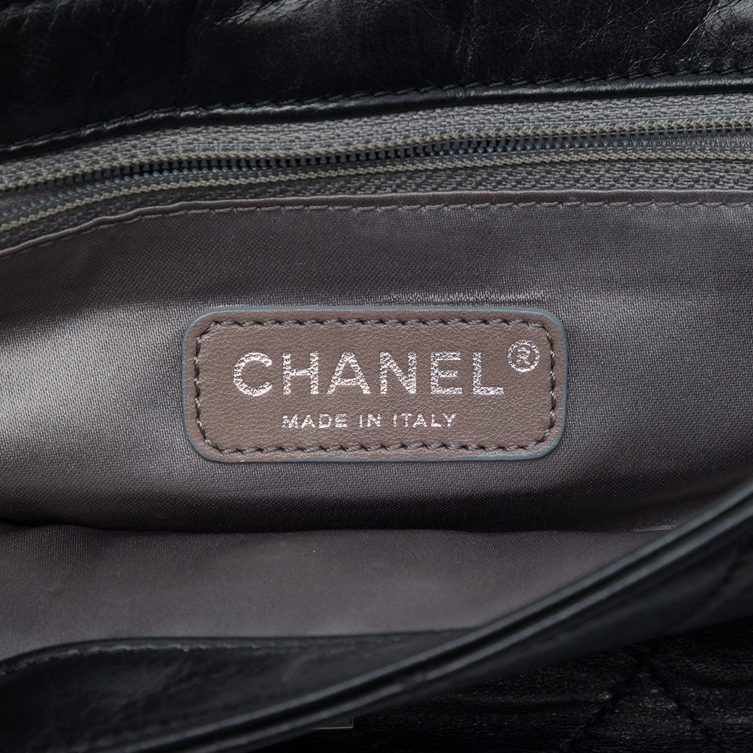 Chanel Matelassé East West Mademoiselle à rabat Cuir d'agneau Noir – vue 5 – GABY PARIS