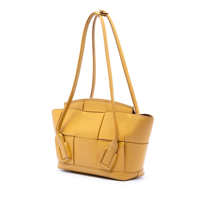 Bottega Veneta Small Cuir de chèvre Maxi Intrecciato Arco Sac