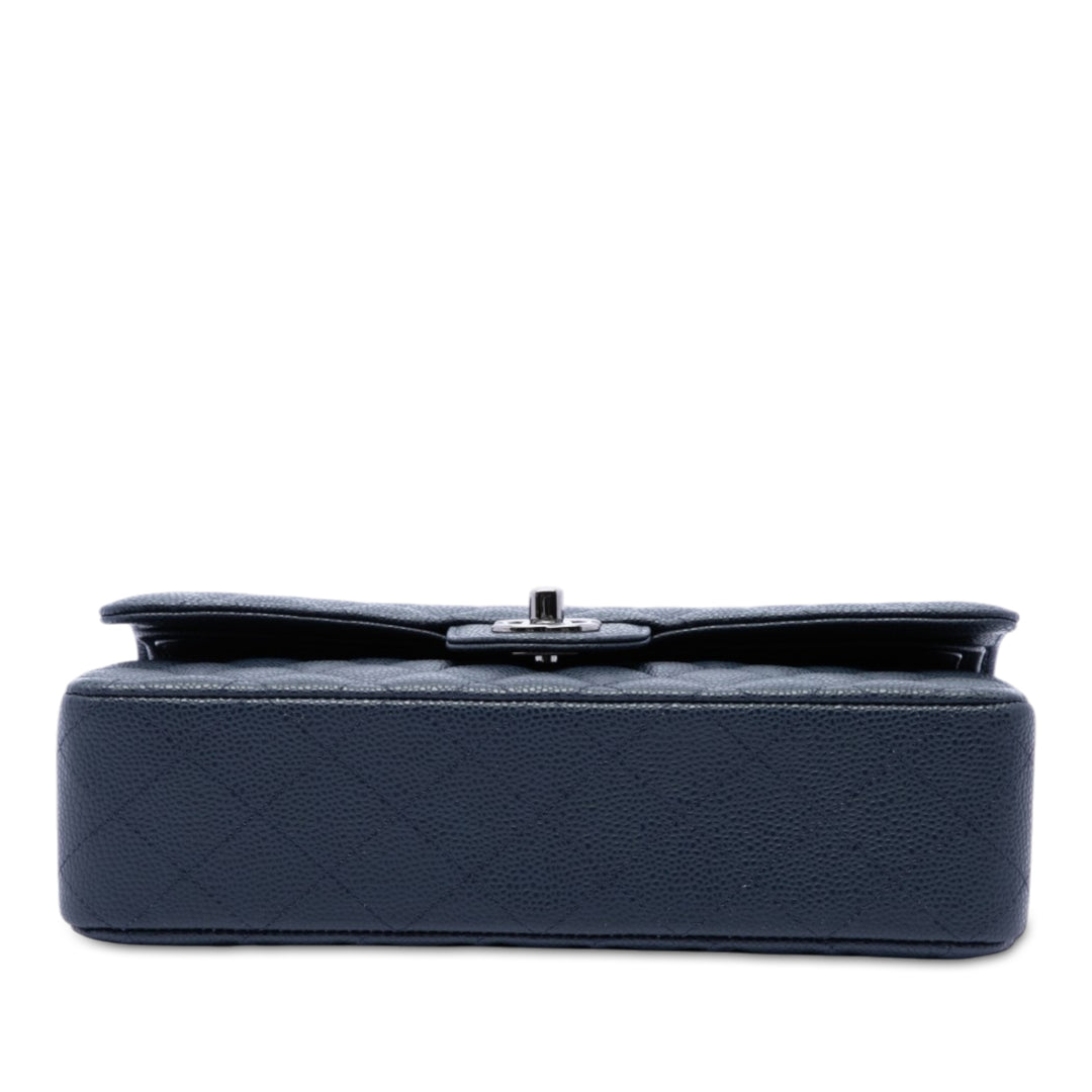 Chanel Classic Double rabat Moyen Cuir caviar Bleu – vue 3 – GABY PARIS