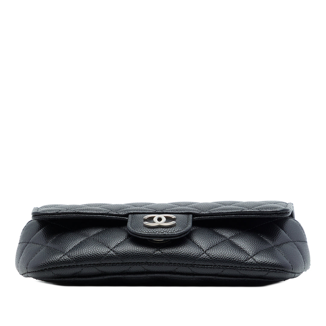 Chanel CC Matelassé Sunglasses Étui avec chaîne Cuir caviar Noir – vue 3 – GABY PARIS