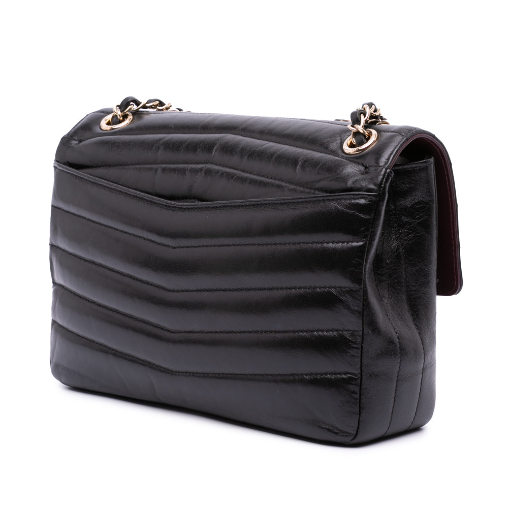 Chevron Shiny Lambskin Miroir Flap Black - Gaby Paris