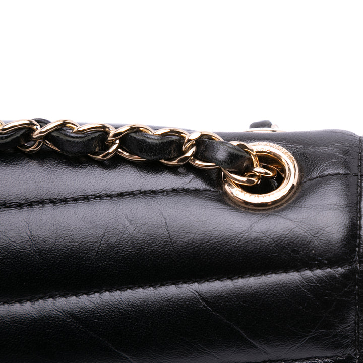 Chevron Shiny Lambskin Miroir Flap Black - Gaby Paris