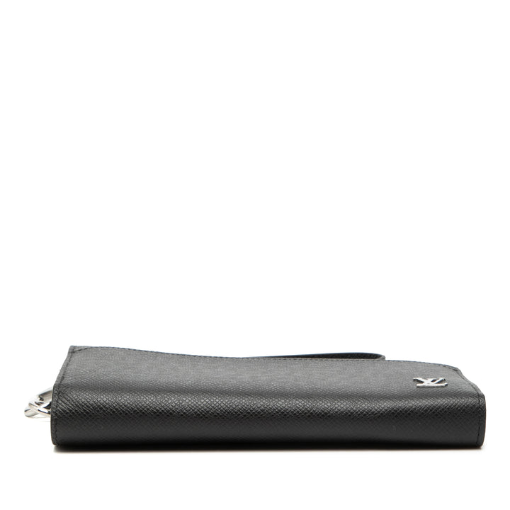 Louis Vuitton Taiga Zippy Dragonne Portefeuille