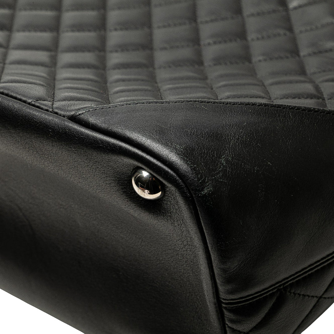 Chanel Large Cuir d’agneau Cambon Ligne Cabas Noir