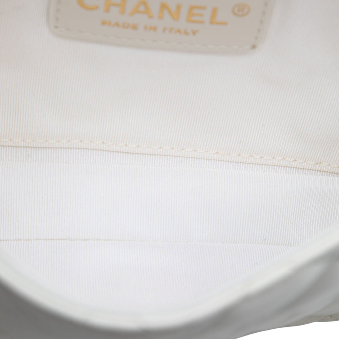 Chanel CC Matelassé Cuir d’agneau Side Packs à rabat