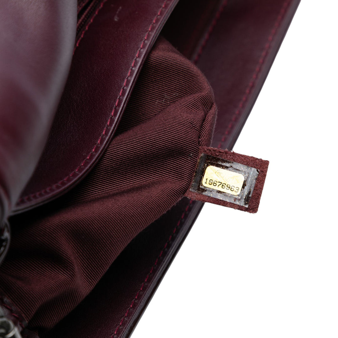 Chanel Medium Cuir verni Boy Reverso Flap Rouge – GABY PARIS Authentique