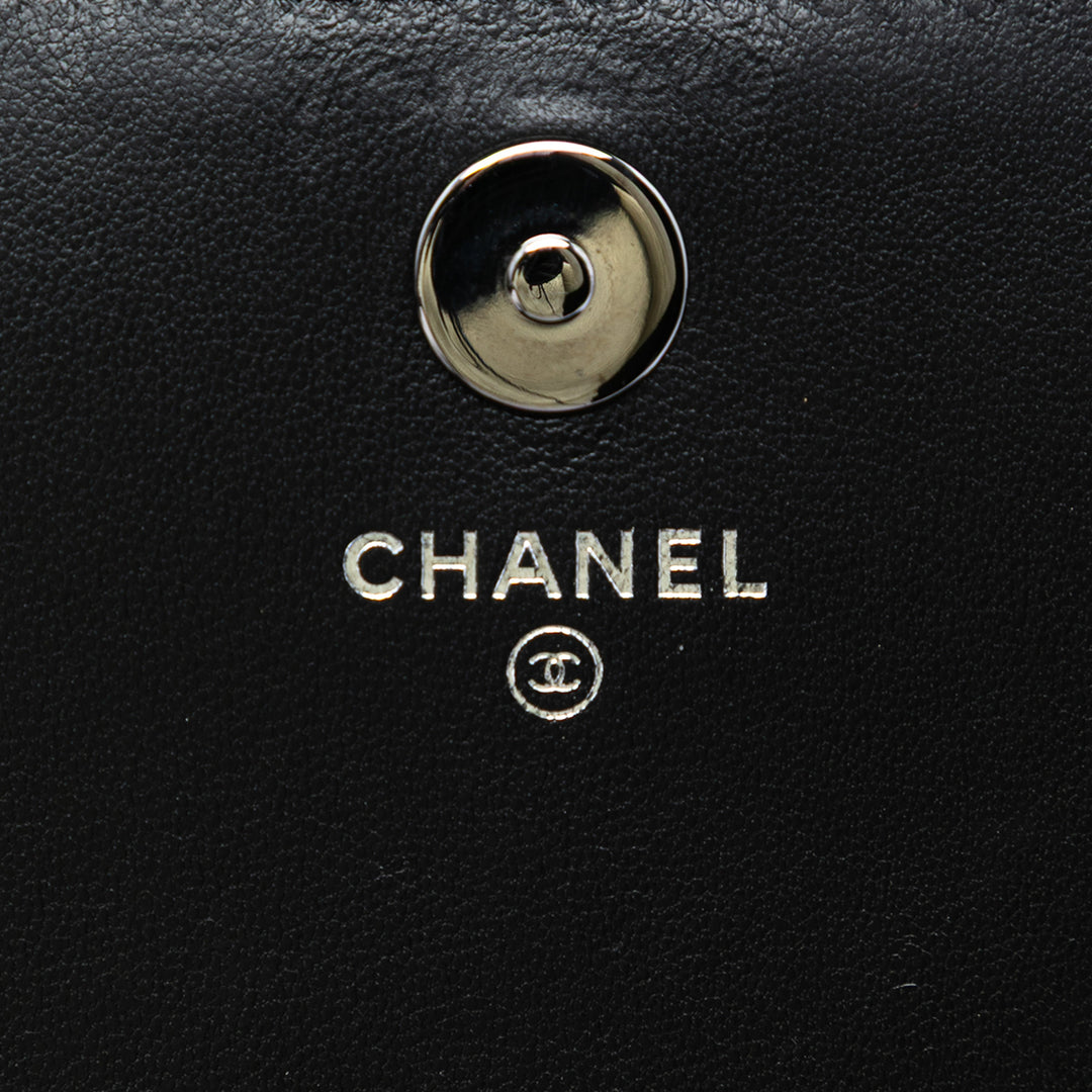 Chanel Matelassé Cuir d’agneau Boy Wallet on Chain