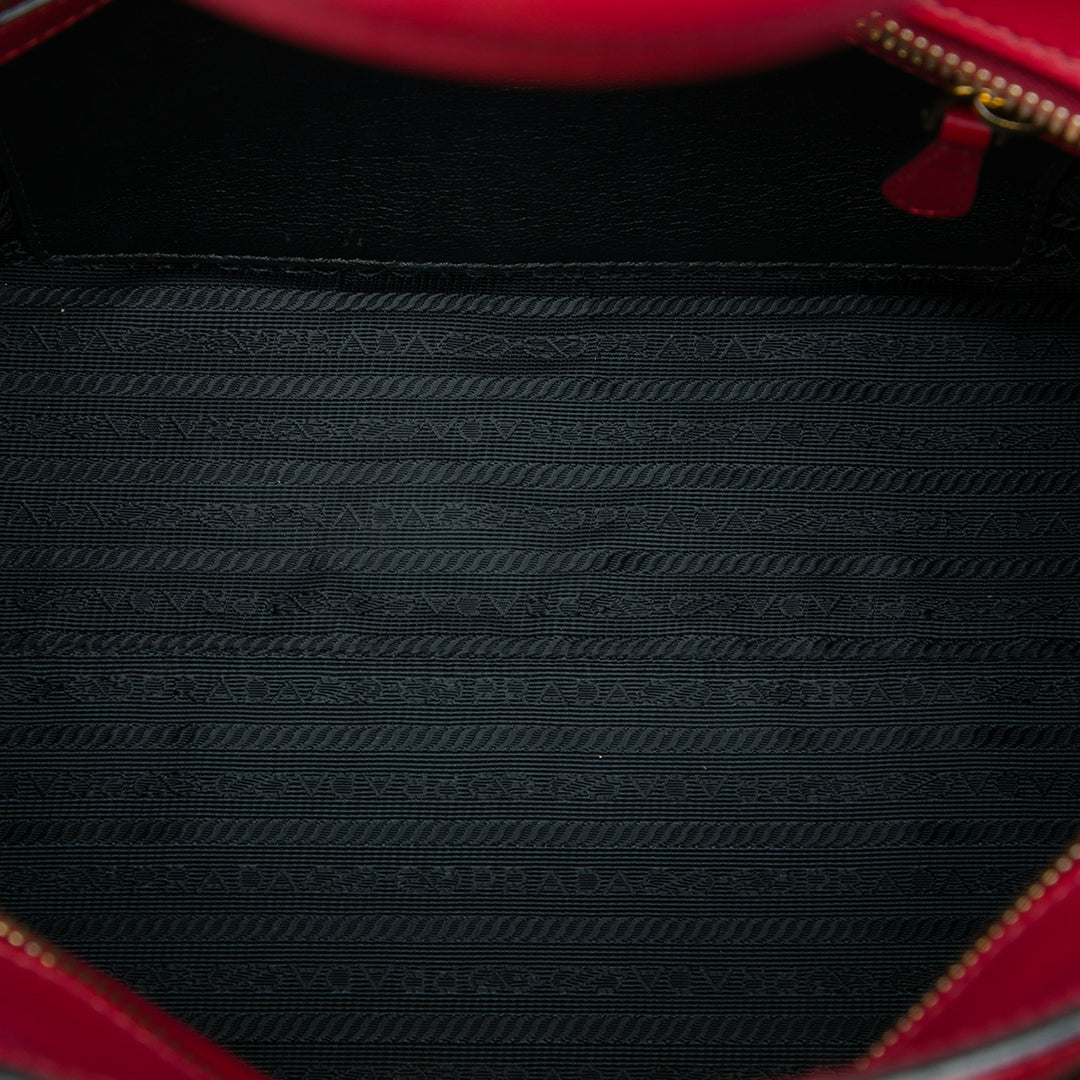 Prada Sac à main City Veau Esplanade Saffiano Rouge – vue 4 – GABY PARIS