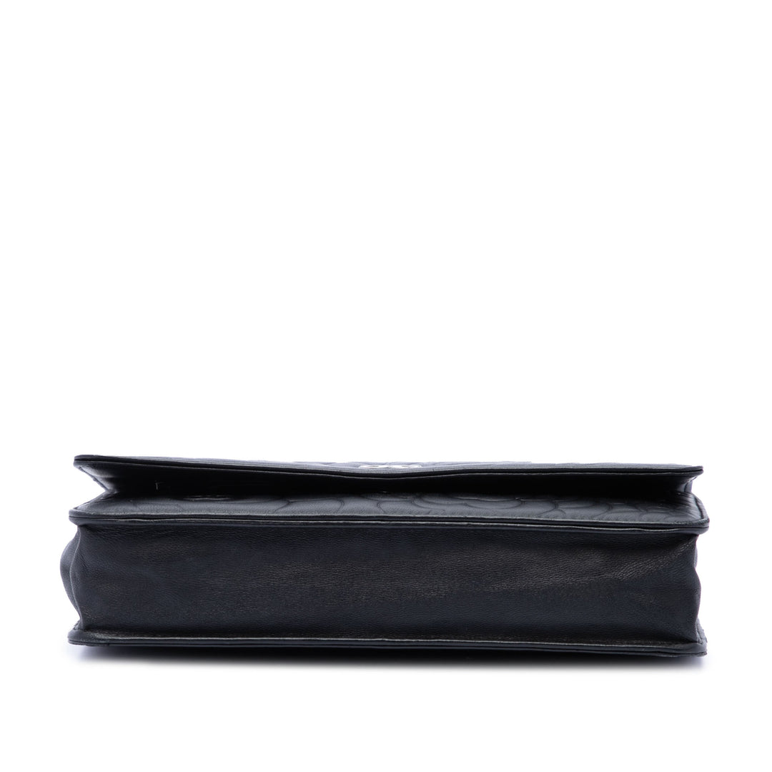 Chanel CC embossé Camellia Wallet on Chain Cuir d'agneau Noir